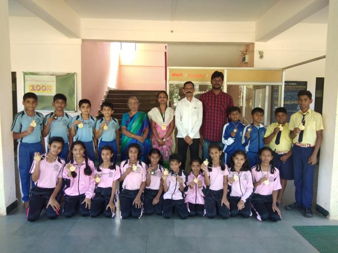 Sindhudurg: 14 gold medals for students of Bal Shivaji, success in district level Taekwondo | सिंधुदुर्ग : बाल शिवाजीच्या विद्यार्थ्यांना 14 सुवर्ण पदक, जिल्हास्तरीय तायक्वांदो स्पर्धेत यश