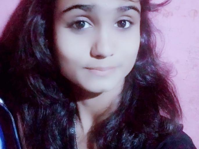 17-year-old girl commits suicide in Ramnagar | जळगावातील रामनगरात १७ वर्षीय मुलीची आत्महत्या 17-year-old girl commits suicide in Ramnagar | जळगावातील रामनगरात १७ वर्षीय मुलीची आत्महत्या