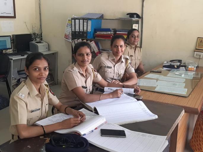 Women police became the head of all police stations | Women's Day 2019 - सर्व पोलीस ठाण्याच्या प्रमुख बनल्या महिला पोलीस Women police became the head of all police stations | Women's Day 2019 - सर्व पोलीस ठाण्याच्या प्रमुख बनल्या महिला पोलीस