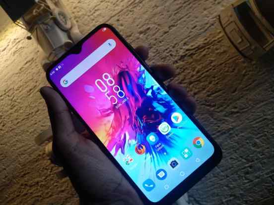 Infinix launches budget Triple Rear camera phone | इंफिनिक्सकडून स्वस्त आणि मस्त ट्रिपल रिअर कॅमेरा फोन लॉन्च Infinix launches budget Triple Rear camera phone | इंफिनिक्सकडून स्वस्त आणि मस्त ट्रिपल रिअर कॅमेरा फोन लॉन्च