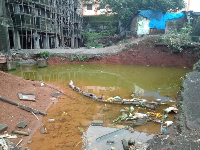 Young man drowned in buildings potholes at Kashimira | काशीमिऱ्यात महापालिका आणि ठेकेदाराच्या हलगर्जीपणामुळे तरुणाचा बुडून मृत्यू Young man drowned in buildings potholes at Kashimira | काशीमिऱ्यात महापालिका आणि ठेकेदाराच्या हलगर्जीपणामुळे तरुणाचा बुडून मृत्यू