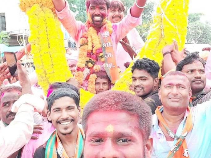 Malshiras Election Results 2019: Ram Satpute vs Uttam jankar, Maharashtra vidhan sabha election Results 2019 | जानकरांचे १६ हजारांचे मताधिक्य तोडत भाजपचे राम सातपुते विजयी Malshiras Election Results 2019: Ram Satpute vs Uttam jankar, Maharashtra vidhan sabha election Results 2019 | जानकरांचे १६ हजारांचे मताधिक्य तोडत भाजपचे राम सातपुते विजयी