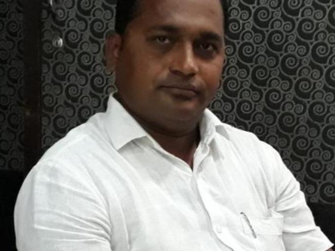 Young girl commits suicide by poisoning | विष प्राशन करून तरूणाची आत्महत्या Young girl commits suicide by poisoning | विष प्राशन करून तरूणाची आत्महत्या