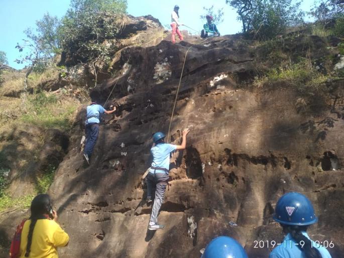 Experience the rope crossing with Monkey Bridge, Rope Climbing | मंकी ब्रिज, रोप क्लायबिंगसह रोप क्रॉसिंगचा अनुभवला थरार Experience the rope crossing with Monkey Bridge, Rope Climbing | मंकी ब्रिज, रोप क्लायबिंगसह रोप क्रॉसिंगचा अनुभवला थरार