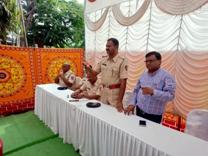 Information provided by Intercaster Vehicle officials and staff | इंटरसेफ्टर व्हेईकलची अधिकाऱ्यांसह कर्मचाऱ्यांनी दिली माहिती Information provided by Intercaster Vehicle officials and staff | इंटरसेफ्टर व्हेईकलची अधिकाऱ्यांसह कर्मचाऱ्यांनी दिली माहिती