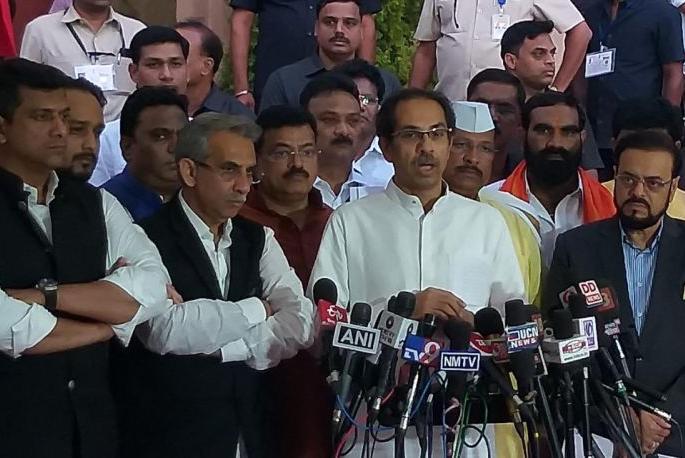 Nagpur Winter Session 19; The Chief Minister guarantees the security of the people of the state | नागपूर हिवाळी अधिवेशन २०१९; राज्यातील जनतेच्या सुरक्षेची मुख्यमंत्र्यांकडून हमी