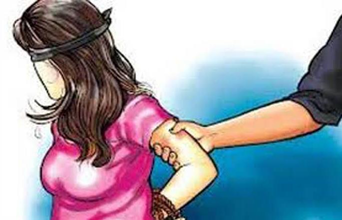 Poolice system to control molestions cases! | छेडछाडच्या घटनांवर नियंत्रणासाठी सरसावली पोलिस यंत्रणा! Poolice system to control molestions cases! | छेडछाडच्या घटनांवर नियंत्रणासाठी सरसावली पोलिस यंत्रणा!