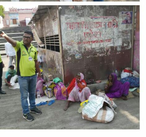 Corona Virus In Beed: 16 orphan got relief ; Dhananjay Munde initiative led to arrangements in old age home | Corona Virus In Beed : १६ निराधारांची चिंता मिटली; धनंजय मुंडेंच्या पुढाकाराने झाली वृद्धाश्रमात व्यवस्था Corona Virus In Beed: 16 orphan got relief ; Dhananjay Munde initiative led to arrangements in old age home | Corona Virus In Beed : १६ निराधारांची चिंता मिटली; धनंजय मुंडेंच्या पुढाकाराने झाली वृद्धाश्रमात व्यवस्था