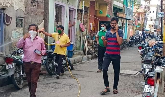 Corona in kolhapur: Five members of the woman's family, including five reported negative | Corona in kolhapur : त्या महिलेच्या कुटुंबातील पाच सदस्यांसह १७ जणांचा अहवाल निगेटिव्ह Corona in kolhapur: Five members of the woman's family, including five reported negative | Corona in kolhapur : त्या महिलेच्या कुटुंबातील पाच सदस्यांसह १७ जणांचा अहवाल निगेटिव्ह