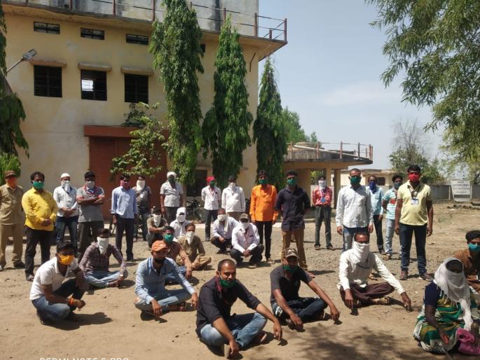 Corona Warriors without pay for seven months; Time of starvation on Majalgaon Municipal Corporation employees | कोरोना योद्धे सात महिन्यांपासून पगाराविना ; माजलगाव पालिका कर्मचाऱ्यांवर उपासमारीची वेळ