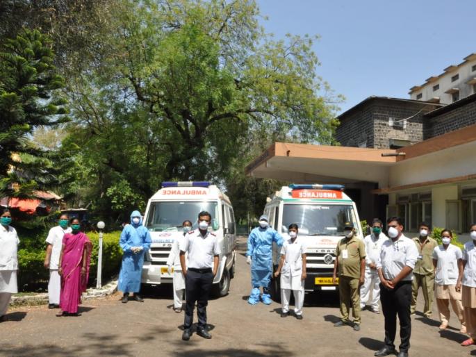 CoronaVirus: Pleasant! After treatment at Ahmednagar, the corona-free patient returned to Beed | CoronaVirus : सुखद ! अहमदनगर येथे उपचारानंतर कोरोनामुक्त रुग्ण बीडला परतला CoronaVirus: Pleasant! After treatment at Ahmednagar, the corona-free patient returned to Beed | CoronaVirus : सुखद ! अहमदनगर येथे उपचारानंतर कोरोनामुक्त रुग्ण बीडला परतला