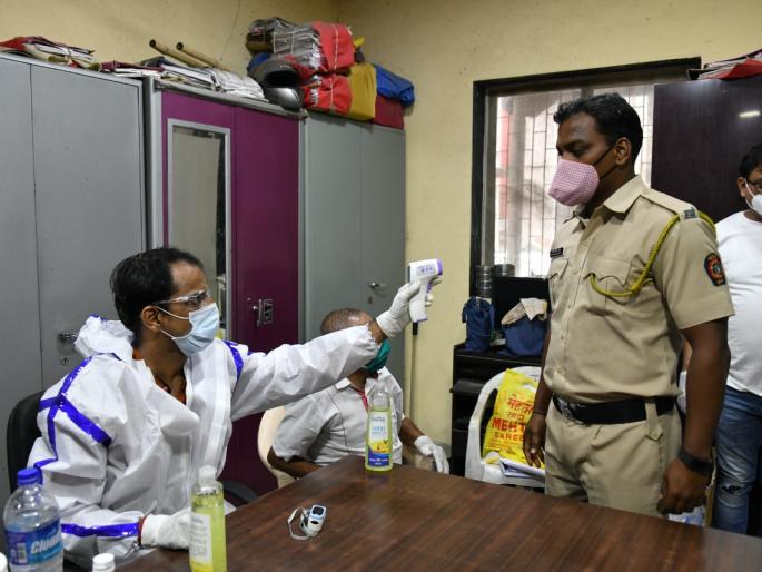 Medical examination of police in Mumbai and Thane districts under 'Doctor at Your Doorstep' campaign | 'डॉक्टर आपल्या दारी' अभियानांर्गत मुंबई आणि ठाणे जिल्ह्यातील पोलिसांची वैद्यकीय तपासणी Medical examination of police in Mumbai and Thane districts under 'Doctor at Your Doorstep' campaign | 'डॉक्टर आपल्या दारी' अभियानांर्गत मुंबई आणि ठाणे जिल्ह्यातील पोलिसांची वैद्यकीय तपासणी