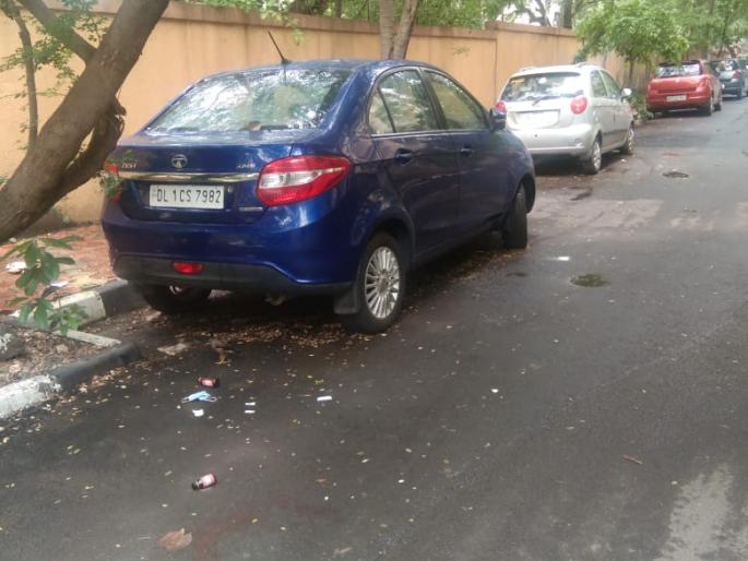 Due to Financial loss committed suicide, body found in car in powai | धक्कादायक! आर्थिक नुकसनापायी इसमाने केली आत्महत्या, कारमध्ये आढळला मृतदेह Due to Financial loss committed suicide, body found in car in powai | धक्कादायक! आर्थिक नुकसनापायी इसमाने केली आत्महत्या, कारमध्ये आढळला मृतदेह