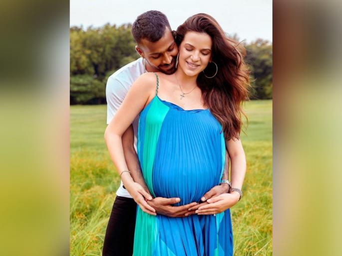 Hardik Pandya and Natasa blessed baby boy, Indian cricketer share pic | हार्दिक पांड्याला पुत्ररत्न; भारतीय क्रिकेटपटूनं शेअर केला फोटो