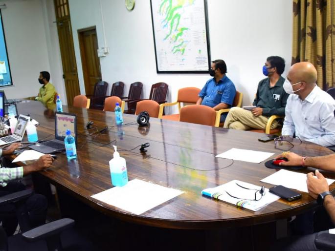 Use CCTV to prevent encroachment | सीसीटीव्हीचा अतिक्रमण रोखण्यासाठी उपयोग करा : सतेज पाटील Use CCTV to prevent encroachment | सीसीटीव्हीचा अतिक्रमण रोखण्यासाठी उपयोग करा : सतेज पाटील