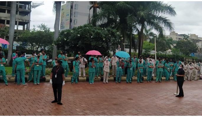 Employees start agitation against administration of Aditya Birla Hospital in pimpri | पिंपरीत आदित्य बिर्ला रुग्णालयाच्या प्रशासनाविरोधात कर्मचाऱ्यांचा एल्गार; मानसिक छळाचा आरोप Employees start agitation against administration of Aditya Birla Hospital in pimpri | पिंपरीत आदित्य बिर्ला रुग्णालयाच्या प्रशासनाविरोधात कर्मचाऱ्यांचा एल्गार; मानसिक छळाचा आरोप