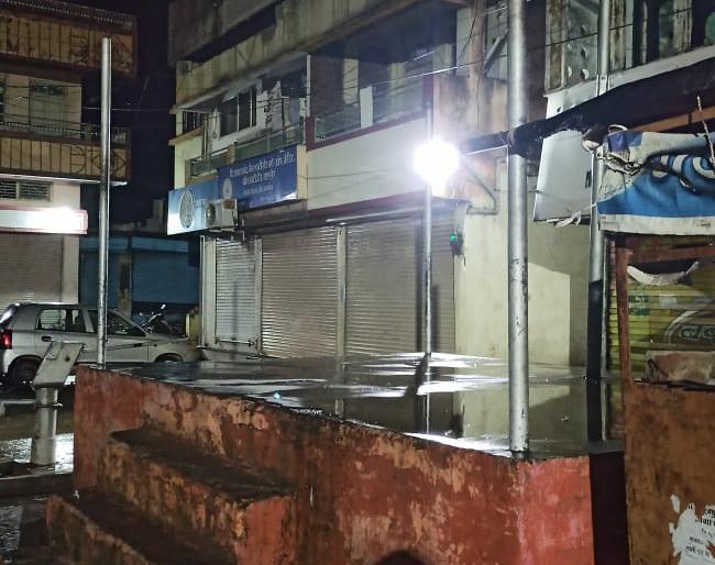 Bodwad did not fly the tricolor for the first time in 74 years | बोडवडला ७४ वर्षात पहिल्यांदा फडकला नाही तिरंगा Bodwad did not fly the tricolor for the first time in 74 years | बोडवडला ७४ वर्षात पहिल्यांदा फडकला नाही तिरंगा