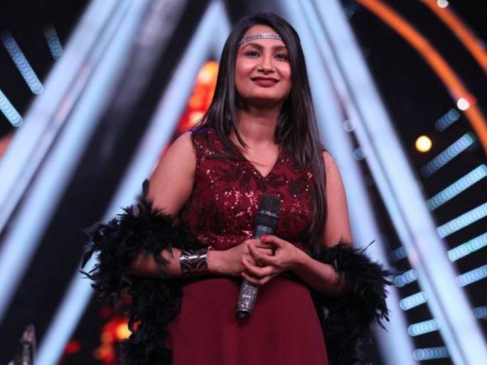 Indian Idol fame Renu Nagar's boyfriend commits suicide, singer admitted to ICU in critical condition | इंडियन आयडल फेम रेणू नागरच्या प्रियकराने केली आत्महत्या, गायिकेला गंभीर अवस्थेत ICU मध्ये केले दाखल Indian Idol fame Renu Nagar's boyfriend commits suicide, singer admitted to ICU in critical condition | इंडियन आयडल फेम रेणू नागरच्या प्रियकराने केली आत्महत्या, गायिकेला गंभीर अवस्थेत ICU मध्ये केले दाखल