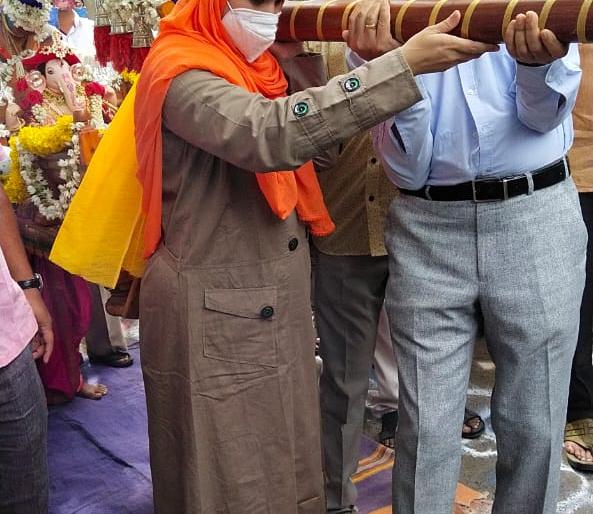 Bappa left for Kolhapur secretly | कोल्हापुरात बाप्पा निघाले गुपचुपच Bappa left for Kolhapur secretly | कोल्हापुरात बाप्पा निघाले गुपचुपच