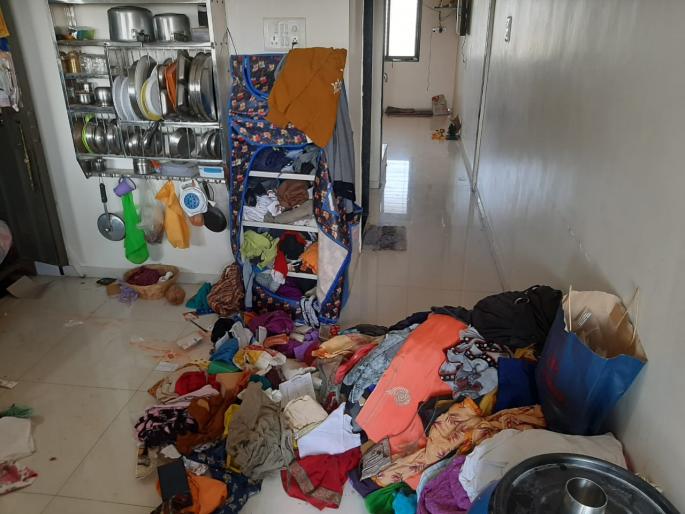 Amalnerat three | अमळनेरात तीन बंद घरे फोडली Amalnerat three | अमळनेरात तीन बंद घरे फोडली