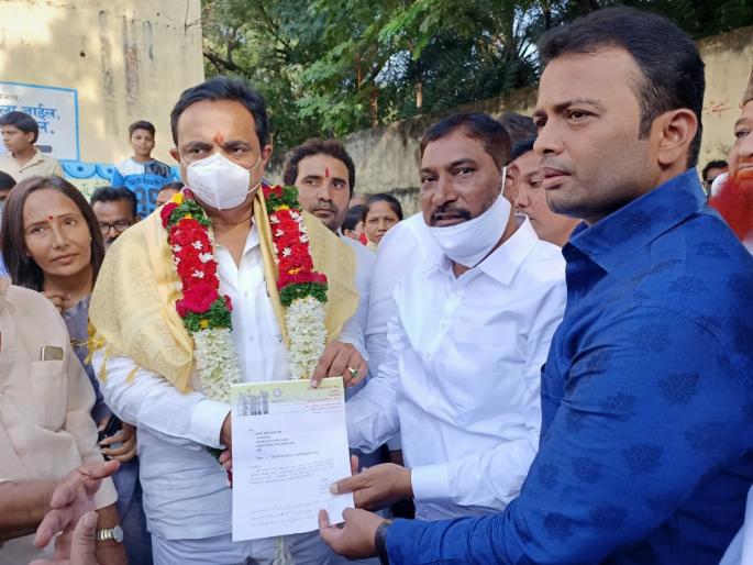 Jayant Patil told MIM corporators, let's meet after the election! | जयंत पाटील एमआयएमच्या नगरसेवकांना म्हणाले, निवडणुकीनंतर भेटायला या ! Jayant Patil told MIM corporators, let's meet after the election! | जयंत पाटील एमआयएमच्या नगरसेवकांना म्हणाले, निवडणुकीनंतर भेटायला या !