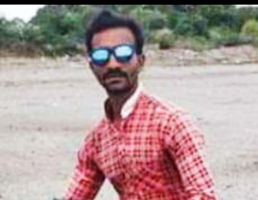 Aghori act in Paithan! The body of a young man with his throat slit was found in the temple | पैठणमध्ये अघोरी कृत्य ! मंदिरात आढळला युवकाचा गळा चिरलेल्या अवस्थेतील मृतदेह Aghori act in Paithan! The body of a young man with his throat slit was found in the temple | पैठणमध्ये अघोरी कृत्य ! मंदिरात आढळला युवकाचा गळा चिरलेल्या अवस्थेतील मृतदेह