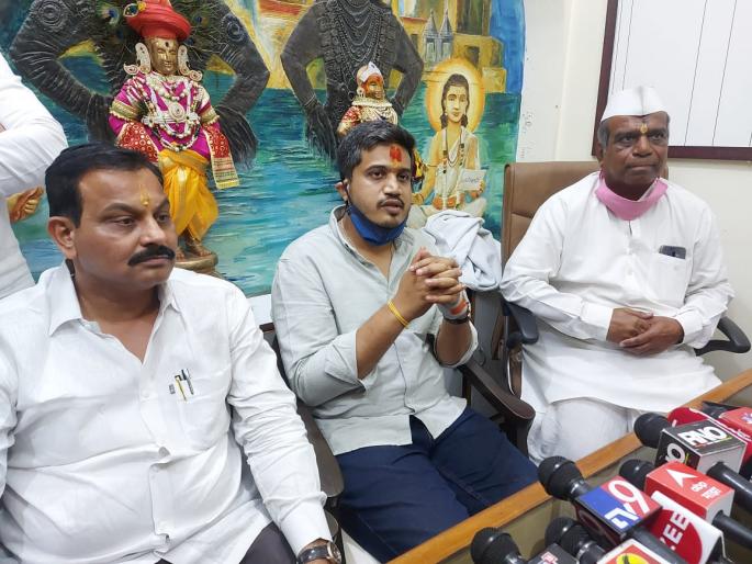 Pandharpur - Mangalvedha by-election candidature only in the minds of the people; BJP MLAs are also in touch | पंढरपूर - मंगळवेढा पोटनिवडणूकीची उमेदवारी जनतेच्या मनातील व्यक्तीलाच; भाजपाचे आमदारही संपर्कात Pandharpur - Mangalvedha by-election candidature only in the minds of the people; BJP MLAs are also in touch | पंढरपूर - मंगळवेढा पोटनिवडणूकीची उमेदवारी जनतेच्या मनातील व्यक्तीलाच; भाजपाचे आमदारही संपर्कात