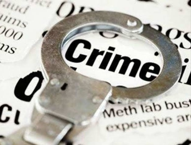 Crime charged against husband after three years for woman's death in accident | महिलेच्या मृत्यू प्रकरणी पतीवर तीन वर्षांनी गुन्हा दाखल; शहरात वेगवेगळ्या अपघातात दोघांचा मृत्यू Crime charged against husband after three years for woman's death in accident | महिलेच्या मृत्यू प्रकरणी पतीवर तीन वर्षांनी गुन्हा दाखल; शहरात वेगवेगळ्या अपघातात दोघांचा मृत्यू