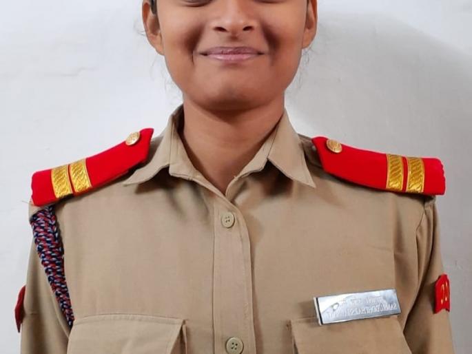 In the crown of Jalgaon, Manacha Tura, Samrudhi led the country on the highway | जळगावच्या शिरपेचात मानाचा तुरा, समृध्दीने केले राजपथावर देशाचे नेतृत्व In the crown of Jalgaon, Manacha Tura, Samrudhi led the country on the highway | जळगावच्या शिरपेचात मानाचा तुरा, समृध्दीने केले राजपथावर देशाचे नेतृत्व