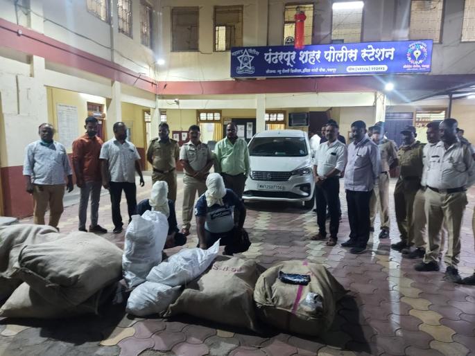 Big news; In Pandharpur, a gutka worth Rs 2 lakh was seized along with a vehicle worth Rs 7 lakh | मोठी बातमी; पंढरीत सात लाखाच्या गाडीसह दोन लाखांचा गुटखा पकडला Big news; In Pandharpur, a gutka worth Rs 2 lakh was seized along with a vehicle worth Rs 7 lakh | मोठी बातमी; पंढरीत सात लाखाच्या गाडीसह दोन लाखांचा गुटखा पकडला
