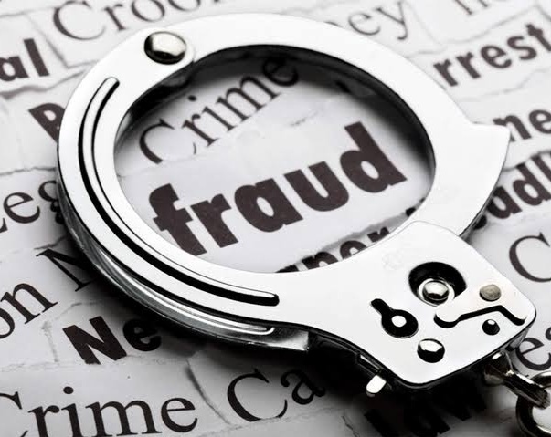 The use of fruit sellers to convert black money into ‘white’; Nazirkar remanded in police custody for 5 days | काळा पैसा ‘व्हाईट’ करण्यासाठी फळ विक्रेत्याचा वापर; नाझीरकरला ५ दिवसांची पोलीस कोठडी