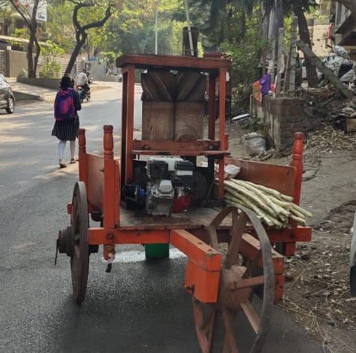 Man arrested for assaulting sugarcane driver, abortion by kicking woman's abdomen | उसाची गाडी लावण्यावरून मारहाण प्रकरणी एकाला अटक, महिलेच्या पोटावर लाथ मारुन घडवून आणला होता गर्भपात Man arrested for assaulting sugarcane driver, abortion by kicking woman's abdomen | उसाची गाडी लावण्यावरून मारहाण प्रकरणी एकाला अटक, महिलेच्या पोटावर लाथ मारुन घडवून आणला होता गर्भपात