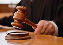 .... manages your case ! Women judges arrested in Rs 50 lakh bribery case | ....तुमची केस मॅनेज करून देते! 50 लाखांच्या लाच प्रकरणात महिला न्यायाधीशांना अटक .... manages your case ! Women judges arrested in Rs 50 lakh bribery case | ....तुमची केस मॅनेज करून देते! 50 लाखांच्या लाच प्रकरणात महिला न्यायाधीशांना अटक