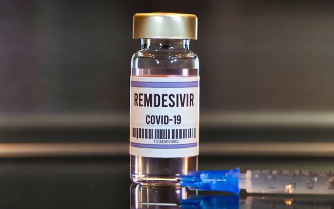 Coronavirus Baramati : Due to shortage of 'RemediSaver' in Baramati, patients' lives depend on availability of RemediSaver instead of vaccine; The need for serious attention | Coronavirus Baramati: : बारामतीत 'रेमिडीसिव्हर' च्या तुटवड्यामुळे रुग्णांचा जीव टांगणीला Coronavirus Baramati : Due to shortage of 'RemediSaver' in Baramati, patients' lives depend on availability of RemediSaver instead of vaccine; The need for serious attention | Coronavirus Baramati: : बारामतीत 'रेमिडीसिव्हर' च्या तुटवड्यामुळे रुग्णांचा जीव टांगणीला