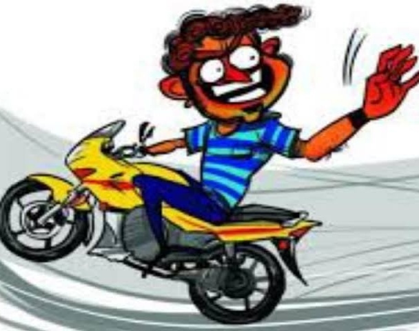 Scrap of theft vehicles gang exposed, 3 person arrested including a scrap dealer | वाहने चोरी करून स्क्रॅप करणाऱ्या टोळीचा पर्दाफाश; भंगार व्यावसायिकासह तिघांना बेड्या