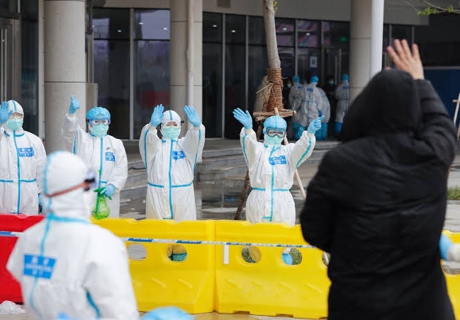 Coronavirus Pune: Comfortable! 10 thousand 566 patients discharged from corona in Pune district on Monday; 9 thousand 582 new patients | Coronavirus Pune : दिलासादायक! पुणे जिल्ह्यात सोमवारी १० हजार  ५६६ रुग्णांची कोरोनावर मात; ९ हजार ५८२ नवे रुग्ण