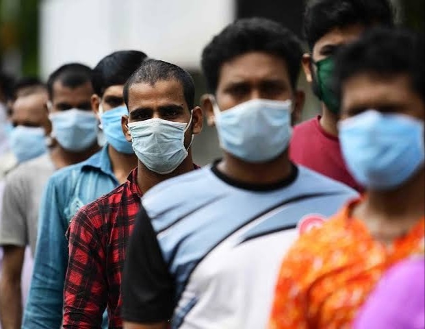 Coronavirus Pune : Good news for Pune citizens! The ever-increasing number of coronaviruses stabilized to some extent | Coronavirus Pune : पुणेकरांसाठी दिलासादायक बातमी! सातत्याने वाढणारी कोरोनाग्रस्तांची संख्या काही प्रमाणात स्थिरावली Coronavirus Pune : Good news for Pune citizens! The ever-increasing number of coronaviruses stabilized to some extent | Coronavirus Pune : पुणेकरांसाठी दिलासादायक बातमी! सातत्याने वाढणारी कोरोनाग्रस्तांची संख्या काही प्रमाणात स्थिरावली
