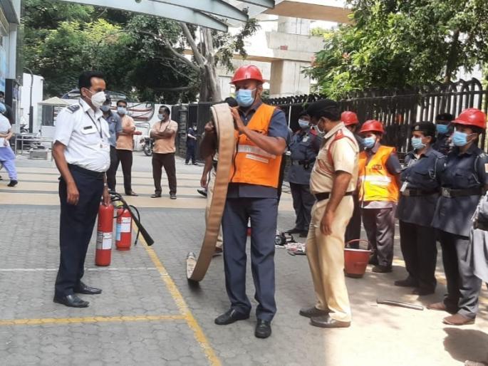 A close look at 'Fire Safety' in Pune against the backdrop of accidents at Covid Center in the state | राज्यातील कोविड सेंटरमधील दुर्घटनांच्या पार्श्वभूमीवर पुण्यात 'फायर सेफ्टी'वर बारीक लक्ष A close look at 'Fire Safety' in Pune against the backdrop of accidents at Covid Center in the state | राज्यातील कोविड सेंटरमधील दुर्घटनांच्या पार्श्वभूमीवर पुण्यात 'फायर सेफ्टी'वर बारीक लक्ष