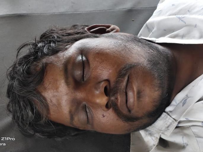 Touch of broken wire, death of youth at Mangrul | वीज खांबाच्या तुटलेल्या वायरचा स्पर्श, मंगरूळ येथे तरुणाचा मृत्यू Touch of broken wire, death of youth at Mangrul | वीज खांबाच्या तुटलेल्या वायरचा स्पर्श, मंगरूळ येथे तरुणाचा मृत्यू