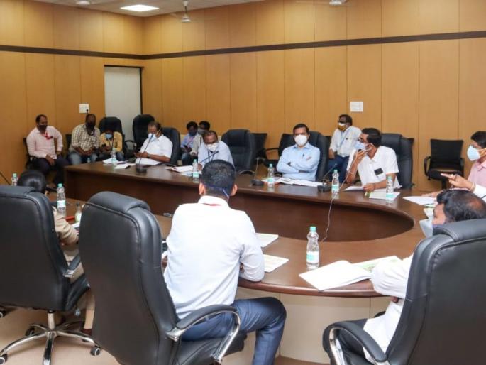 The Department of Agriculture and Revenue will take action against the sale of fake fertilizers, seeds and pesticides | बनावट खते, बि-बियाणे, किटकनाशके विक्री केल्यास कृषी, महसूल विभाग कारवाई करणार