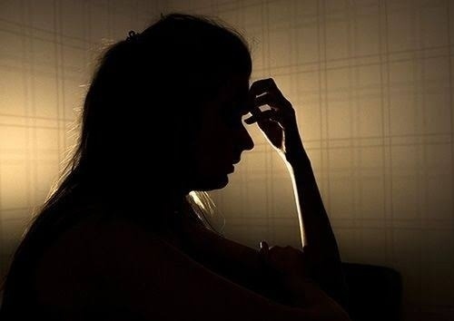 Suicide by a senior women due to panic of her husband and son-in-law; Incidents in Dhankawadi | पती व जावयाच्या त्रासाला कंटाळलेल्या ज्येष्ठ महिलेची आत्महत्या; धनकवडीमधील घटना Suicide by a senior women due to panic of her husband and son-in-law; Incidents in Dhankawadi | पती व जावयाच्या त्रासाला कंटाळलेल्या ज्येष्ठ महिलेची आत्महत्या; धनकवडीमधील घटना