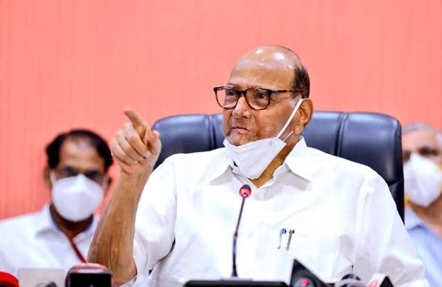 Saheb, Indapur needs only one of your calls: NCP leader request to Sharad Pawar | साहेब, इंदापूर तालुक्याला तुमच्या एका कॉलची नितांत गरज : राष्ट्रवादीच्या नेत्याची शरद पवारांना आर्तहाक Saheb, Indapur needs only one of your calls: NCP leader request to Sharad Pawar | साहेब, इंदापूर तालुक्याला तुमच्या एका कॉलची नितांत गरज : राष्ट्रवादीच्या नेत्याची शरद पवारांना आर्तहाक