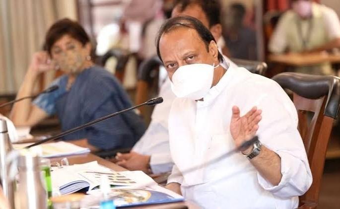 Ajit Pawar's absence in corona meeting of pune ; But Tope said the exact reason behind this | अजितदादांची अनुपस्थिती अन् चर्चांना उधाण; पण टोपेंनी सांगितलं यामागचं नेमकं 'कारण' 