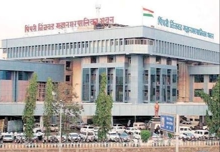 Pimpri Chinchwad Lockdown: All shops except malls and hotels will be open in pimpri | Pimpri Chinchwad Lockdoon : पॉझिटिव्हीटी रेट झाला कमी, पिंपरीत मॉल, हॉटेल वगळता सर्व दुकाने होणार खुली Pimpri Chinchwad Lockdown: All shops except malls and hotels will be open in pimpri | Pimpri Chinchwad Lockdoon : पॉझिटिव्हीटी रेट झाला कमी, पिंपरीत मॉल, हॉटेल वगळता सर्व दुकाने होणार खुली