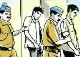 Exposing gangs who black of medicine; Filed a case against 5 persons | औषधांचा काळाबाजार करणाऱ्या टोळीचा पर्दाफाश; ५ जणांविरोधात गुन्हा दाखल Exposing gangs who black of medicine; Filed a case against 5 persons | औषधांचा काळाबाजार करणाऱ्या टोळीचा पर्दाफाश; ५ जणांविरोधात गुन्हा दाखल