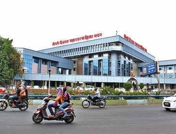 'Solid' reasons for Pimpri chinchwad citizens for e-pass | "बायको माहेरी गेलीय, स्वयंपाक करायला कोणी नाही..."; पिंपरीकरांची ई-पाससाठी 'सॉलिड' कारणं 'Solid' reasons for Pimpri chinchwad citizens for e-pass | "बायको माहेरी गेलीय, स्वयंपाक करायला कोणी नाही..."; पिंपरीकरांची ई-पाससाठी 'सॉलिड' कारणं