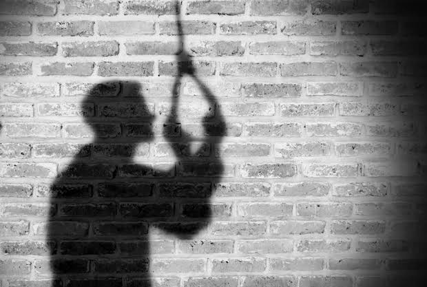 Youth commits suicide at home in Kalewadi; cause still unclear | काळेवाडीत तरुणाची गळफास घेत राहत्या घरी आत्महत्या;कारण अद्याप अस्पष्ट Youth commits suicide at home in Kalewadi; cause still unclear | काळेवाडीत तरुणाची गळफास घेत राहत्या घरी आत्महत्या;कारण अद्याप अस्पष्ट