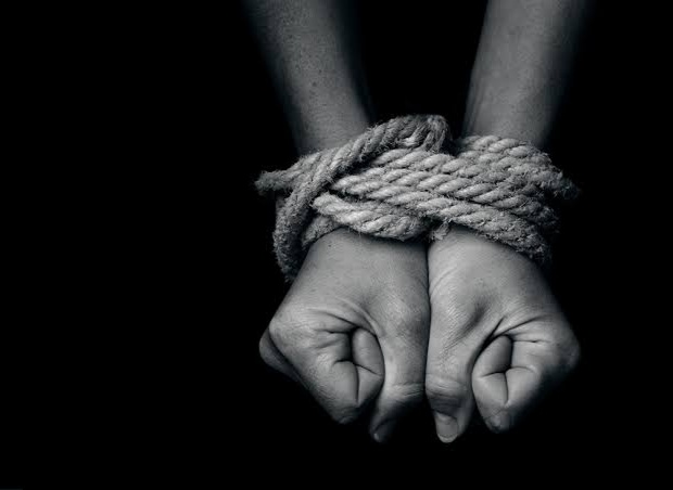 Uncle will not let him go to the village, so plan made a kidnapping by both brother | मामा गावी जाऊ देणार नाही म्हणून रचला अपहरणाचा बनाव; निगडी पोलिसांनी उलगडला भावांचा डाव Uncle will not let him go to the village, so plan made a kidnapping by both brother | मामा गावी जाऊ देणार नाही म्हणून रचला अपहरणाचा बनाव; निगडी पोलिसांनी उलगडला भावांचा डाव