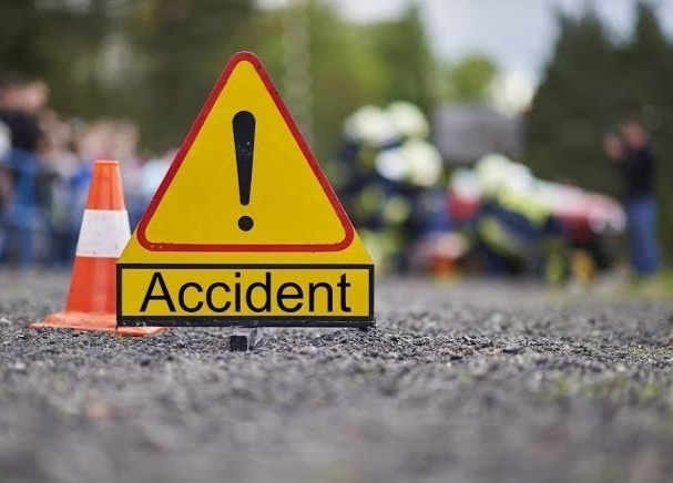 Two-wheeler driver death in accident; Incident at Wakad | भरधाव वाहनाच्या धडकेने दुचाकीस्वाराचा मृत्यू; वाकड येथील घटना Two-wheeler driver death in accident; Incident at Wakad | भरधाव वाहनाच्या धडकेने दुचाकीस्वाराचा मृत्यू; वाकड येथील घटना