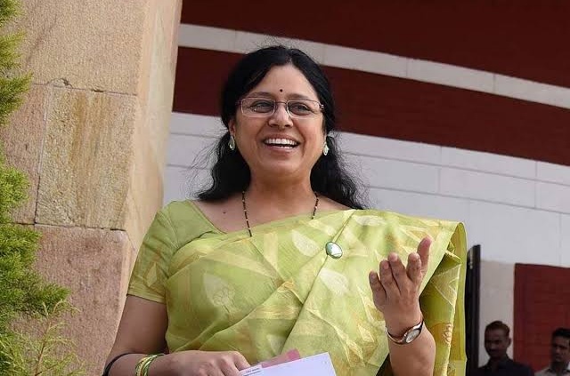 Rehabilitation of former BJP MLA's of Kothrud; A big responsibility on the shoulders of Medha Kulkarni | कोथरूडच्या माजी आमदारांचं 'असंही' पुनर्वसन; भाजपच्या मेधा कुलकर्णी यांच्या खांद्यावर मोठी जबाबदारी Rehabilitation of former BJP MLA's of Kothrud; A big responsibility on the shoulders of Medha Kulkarni | कोथरूडच्या माजी आमदारांचं 'असंही' पुनर्वसन; भाजपच्या मेधा कुलकर्णी यांच्या खांद्यावर मोठी जबाबदारी